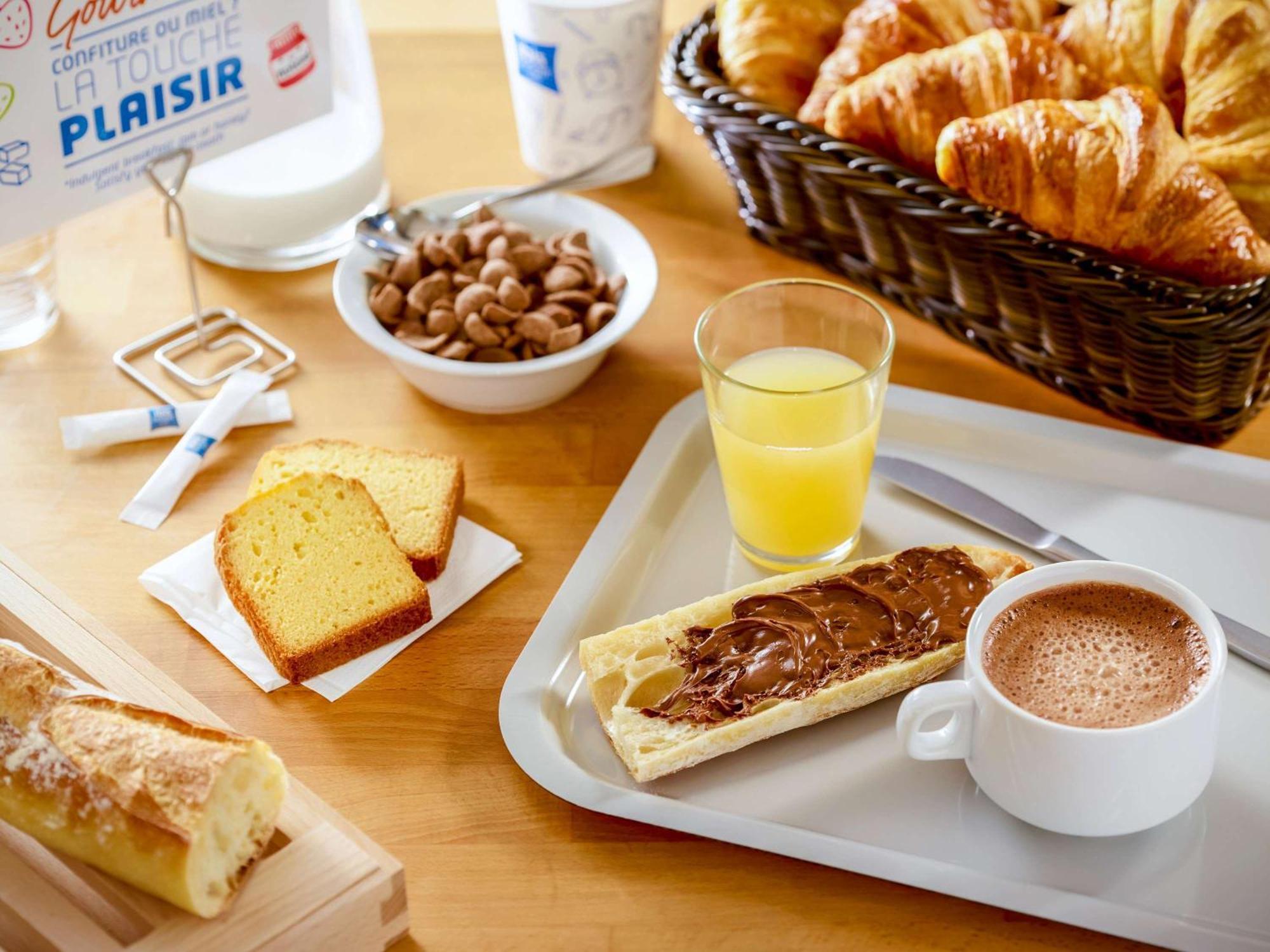 Ibis Budget Brest Sud Plougastel - Hotel Renove Exteriör bild